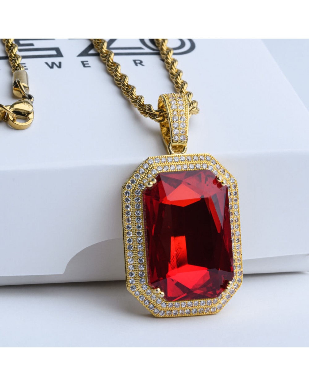 Pandantiv rubin încrustat cu cristale semiprețioase - L